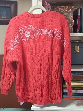 Walt Disney World Spirit Jersey Sweater Mens Medium Red Cable Knit Crew Neck